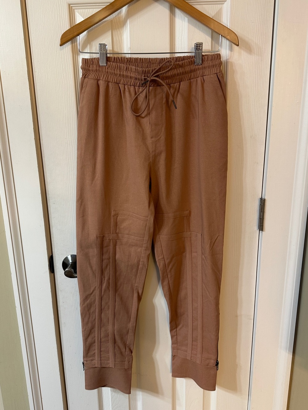 NU Denmark Utility Jogger Pants Dusty Rose Drawstring Zip Ankle Tapered Size NWT